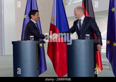 Pressekonferenz Olaf Scholz und Ferdinand Marcos Jr. 12. März 2024 Deutschland, Berlin - Gemeinsame Pressekonferenz von Bundeskanzler Olaf Scholz SPD und dem Präsidenten der Philippinen, Ferdinand Marcos Jr., im Kanzleramt. *** Pressekonferenz Olaf Scholz und Ferdinand Marcos Jr 2024 03 12 Deutschland, Berlin Gemeinsame Pressekonferenz von Bundeskanzler Olaf Scholz SPD und dem Präsidenten der Philippinen Ferdinand Marcos Jr. Im Kanzleramt Stockfoto