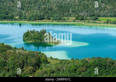 Jura-See, malerische juralandschaft vom Belvedere des Quatres Lacs (Aussichtspunkt vier Seen), Frankreich Stockfoto