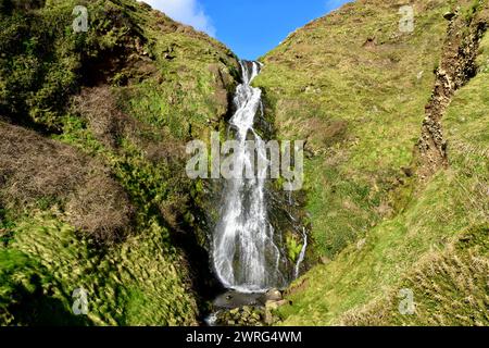 Pistyll y Gaseg Wasserfall Porth Ysgo Stockfoto