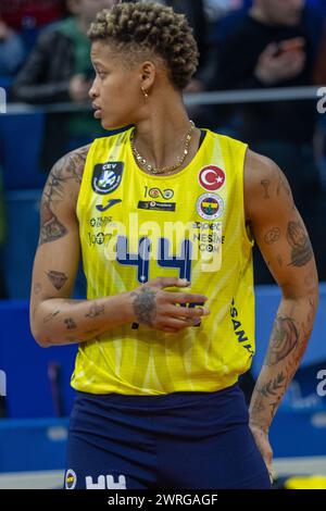 Mailand, Italien. März 2024. Melissa Teresa Vargas (Fenerbahce Opet Istanbul) während der Allianz Vero Volley Milano vs Fenerbahce Open Istanbul, CEV Champions League Women Volleyball Match in Mailand, Italien, 12. März 2024 Credit: Independent Photo Agency/Alamy Live News Stockfoto