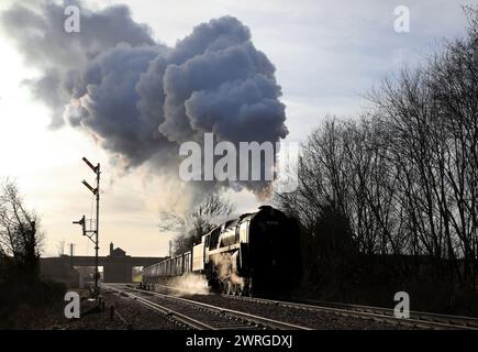 92000 (92214) Abfahrt von Quorn & Woodhouse auf der GCR Stockfoto