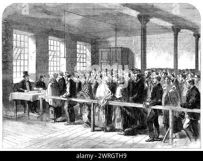 Die Cotton Hunger: Verteilung von Tickets für Brot, Suppe, Fleisch, Mahlzeit, Kohle usw. im Büro einer Bezirksvorsorgegesellschaft, Manchester, 1862. Aus Illustrated London News, 1862. Hungernde Textilarbeiter in Lancashire stehen für Nahrung und Treibstoff. "Die Suppenküche der Gesellschaft der Freunde am unteren Ende der Mosley-Straße... wurde am 8. April eröffnet und ist seit...[Ansicht] der Vorkammer der Küche, die unten gezeigt wird, in Betrieb. Hier beginnt die Verteilung um acht Uhr, und einige Freunde leiten die Operation persönlich. Eine große Requisite Stockfoto