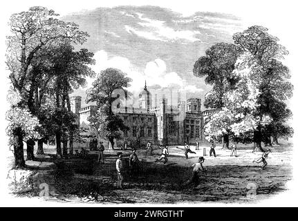 Die Great Schools of England, Rugby School, 1862. Privatschule in Rugby, Warwickshire. "...die Treuhänder, die den Plan ihres Architekten Hakewell übernommen haben, errichteten das heutige edle und weitläufige Gebäude, das in etwa sechs Jahren fertiggestellt wurde, zu Kosten von &#xa3;35.000'. Aus Illustrated London News, 1862. Stockfoto