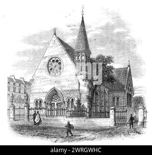 Die Kirche der Heiligen Dreifaltigkeit, Lee, Kent, 1864. Diese Kirche wurde vom Bischof von London am 19. November geweiht. Der Plan besteht aus Kirchenschiff, Chor, Nord- und Südquerschiff, Vestry und Orgelkammer. Das Kirchenschiff und der Chor sind 34 m hoch. Breit, die Gesamtlänge der Kirche beträgt 125 Fuß. Das Dach ist gebeizt; die Grundzüge sind auf halbrunden laminierten Rippen von 11 Zoll gestützt. Tief. Die Kanzel und der Brunnen sind aus Caen-Stein, bereichert mit Laub und eingelegten Bändern. Die Unterkunft ist für 600 Erwachsene in offenen Verkaufsständen im Erdgeschoss und für 150 Erwachsene in der westlichen Galerie, wo Stockfoto