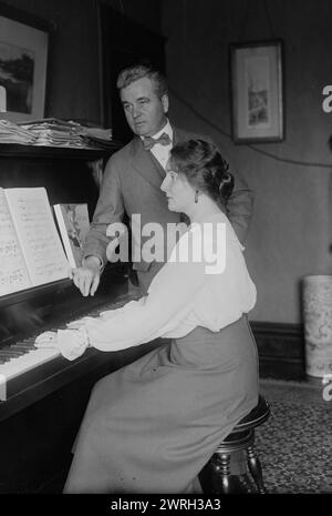 MacLennan &amp; Easton, zwischen c1915 und c1920. Zeigt den Opernsänger Francis Maclennan (1873–1935) mit seiner Frau, der Opernsängerin Florence Easton (1882–1955). Stockfoto