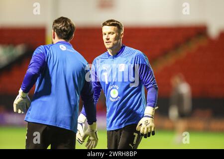 Walsall, Großbritannien. März 2024. Während des Spiels der EFL Sky Bet League 2 zwischen Walsall und Barrow im Poundland Bescot Stadium, Walsall, England am 12. März 2024. Foto von Stuart Leggett. Nur redaktionelle Verwendung, Lizenz für kommerzielle Nutzung erforderlich. Keine Verwendung bei Wetten, Spielen oder Publikationen eines einzelnen Clubs/einer Liga/eines Spielers. Quelle: UK Sports Pics Ltd/Alamy Live News Stockfoto