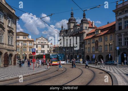 Dies ist Mala Strana, eine Gegend von Prag, die am 10. August 2022 für ihre Burg und ihre historischen Gärten in Prag, Tschechien, bekannt ist Stockfoto