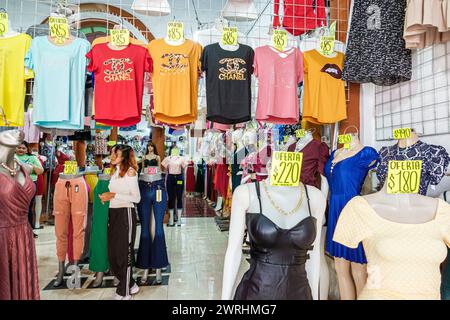 Merida Mexico, Centro Calle 69, Damenbekleidungsgeschäft Geschäfte Geschäft Geschäfte Händler Händler Markt Markt Markt Markt, Verkauf kaufen, Einkaufen Stockfoto