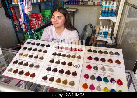 Merida Mexico,Centro Calle 56,Mercado San Benito,Mercado Municipal de Artesanias,Mercado Lucas de Galvez,Beauty Körperhaarpflege,Teenager teena Stockfoto