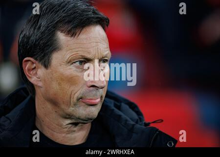 Roger Schmidt während des Spiels der UEFA Europa League 23/24 zwischen SL Benfica e Rangers FC im Estadio da Luz, Lissabon, Portugal. (Maciej Rogowski) Stockfoto