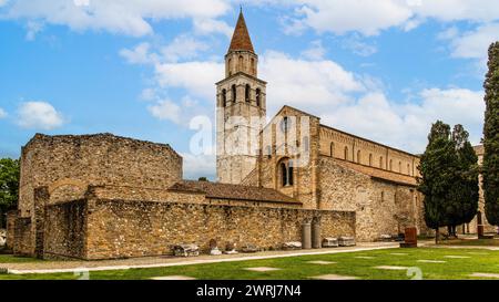 Basilika von Aquileia aus dem 11. Jahrhundert, größtes Bodenmosaik des Weströmischen Reiches, UNESCO-Weltkulturerbe, wichtige Stadt in der Römerzeit Stockfoto