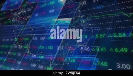 Bild der Verarbeitung von Finanzdaten über blauen Bildschirmen Stockfoto