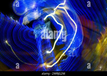 Ein helles Gemälde mit hellen Farben für farbenfrohe experimentelle Hintergründe Stockfoto