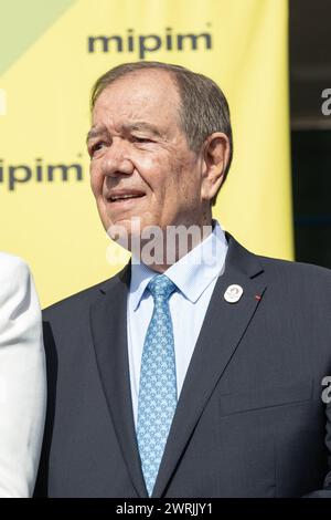 Cannes, Frankreich. März 2024. Patrick Ollier, Präsident von Greater Paris, besuchte am 12. März 2024 die MIPIM-Messe in Cannes, Frankreich. Foto: Laurent Coust/ABACAPRESS.COM Credit: Abaca Press/Alamy Live News Stockfoto