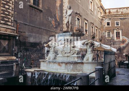 Amenano-Brunnen in Catania auf der Insel Sizilien, Italien Stockfoto