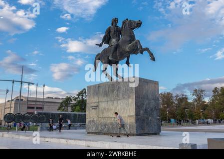 Reiterstatue von Alexander dem Großen in Alexander dem Großen Garten, Thessaloniki Stadt, Griechenland Stockfoto