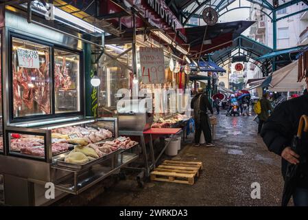 Metzgereien auf dem Kapani-Markt in Thessaloniki, Griechenland Stockfoto