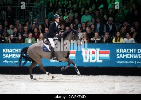 DenBosch, Niederlande - 8. März 2024. Robert Murphy aus Großbritannien tritt bei der ersten 1,55-m-Klasse bei den Rolex Dutch Masters 2024 an. Stockfoto