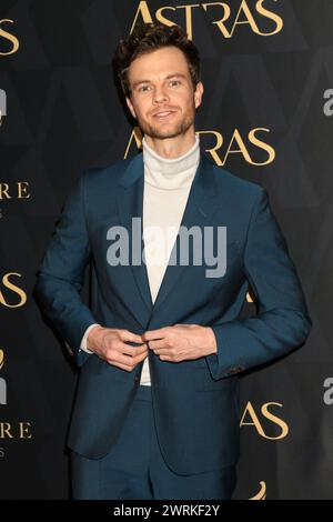 LOS ANGELES - 8. JAN: Jack Quaid bei den ASTRA TV Awards im Biltmore Hotel am 8. Januar 2024 in Los Angeles, CA Stockfoto