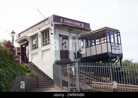 Babbacombe Cliff Lift zum Oddicombe Beach in Torbay, Devon, Großbritannien Stockfoto