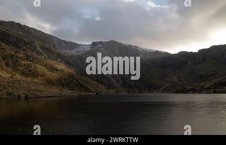 Devils Kitchen and Idwal Slabs, Snowdonia, Wales, Großbritannien. Stockfoto