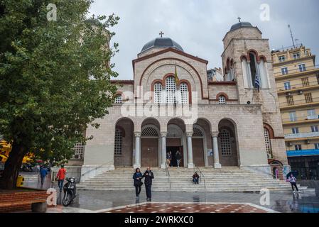 Vorderansicht der Heiligen Kirche Panagia Dexia in der Egnatia Straße in Thessaloniki Stadt, Griechenland Stockfoto