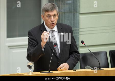 Brüssel, Belgien März 2024. Flämischer Ministerpräsident Jan Jambon, Bild auf einer Plenartagung des flämischen Parlaments am Mittwoch, den 13. März 2024 in Brüssel. BELGA FOTO JAMES ARTHUR GEKIERE Credit: Belga News Agency/Alamy Live News Stockfoto