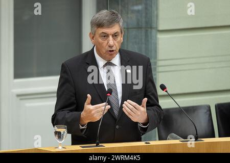 Brüssel, Belgien März 2024. Flämischer Ministerpräsident Jan Jambon, Bild auf einer Plenartagung des flämischen Parlaments am Mittwoch, den 13. März 2024 in Brüssel. BELGA FOTO JAMES ARTHUR GEKIERE Credit: Belga News Agency/Alamy Live News Stockfoto