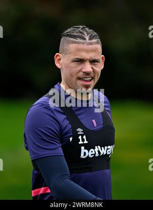 Romford, Großbritannien. März 2024. Kalvin Phillips (West Ham) während der West Ham Open Training Session auf dem West Ham Trainingsplatz in Romford. Quelle: MARTIN DALTON/Alamy Live News Stockfoto