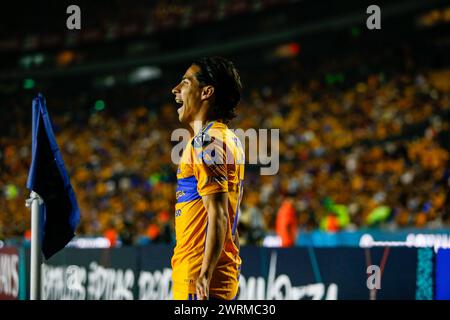 Monterrey, Mexiko. März 2024. MONTERREY, MEXIKO - 12. MÄRZ 2024: Das zweite Spiel des CONCACAF Champions Cup im Achtelfinale zwischen UANL Tigres und Orlando City SC in Estádio Universitário. #16 Mittelfeldspieler Tigres, Diego Lainez Pflichtbeitrag: Toby Tande/PXImages Credit: PX Images/Alamy Live News Stockfoto