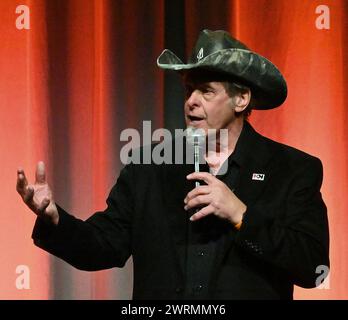 OVERLAND PARK, KANSAS - 9. MÄRZ 2024 Ted Nugent County Musikkünstler und politischer Aktivist ist der Headliner der tonights Johnson County Kansas Republican Spendenaktion Stockfoto