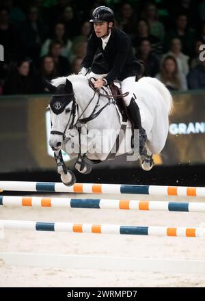 DenBosch, Niederlande - 9. März 2024. Scott Brash aus Großbritannien reitet Hello Valentino in der 1,50-m-Klasse bei den Rolex Dutch Masters 2024. Stockfoto