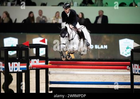 DenBosch, Niederlande - 9. März 2024. Scott Brash aus Großbritannien reitet Hello Valentino in der 1,50-m-Klasse bei den Rolex Dutch Masters 2024. Stockfoto