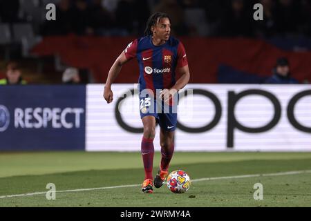 Barcelona, Spanien. März 2024. Jules Kounde vom FC Barcelona während des Spiels der UEFA Champions League bei Estadi Olimpic Lluis Companys, Barcelona. Der Bildnachweis sollte lauten: Jonathan Moscrop/Sportimage Credit: Sportimage Ltd/Alamy Live News Stockfoto