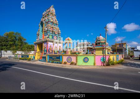 Blick auf Sri Draubadi Ammen Hindu Tempel an sonnigem Tag, Mauritius, Indischer Ozean, Afrika Copyright: FrankxFell 844-32233 Stockfoto