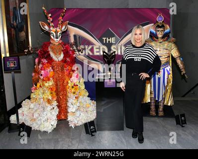 New York City, USA. März 2024. Jenny McCarthy-Wahlberg besuchte am 13. März 2024 die Mask Singer Exhibit im Paley Museum in New York City, NY © Steven Bergman/AFF-USA.COM Credit: AFF/Alamy Live News Stockfoto
