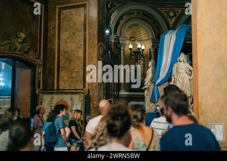 General San Martin Mausoleum in der Kathedrale von Buenos Aires. Argentinien - 2. märz 2024. Hochwertige Fotos Stockfoto