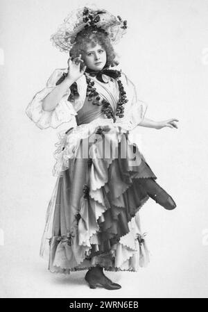 MABEL LOVE ( 1874–1953) englische Schauspielerin und Tänzerin um 1895 Stockfoto