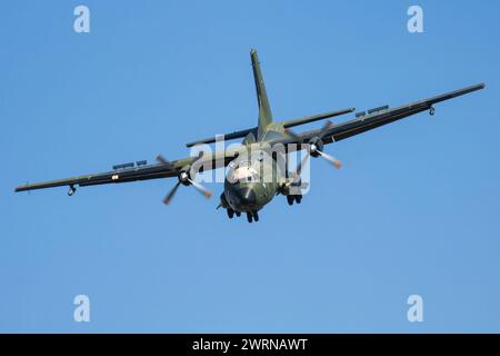 Fairford/GROSSBRITANNIEN - 12. JULI 2018: Deutsche Luftwaffe Luftwaffe Transall C-160D 5072 Transportflugzeug Ankunft und Landung für RIAT Royal Internat Stockfoto