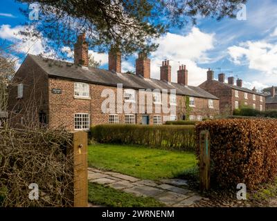 Traditionelle Hütten im Dorf Styal. Wilmslow, Cheshire. Stockfoto