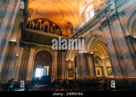General San Martin Mausoleum in der Kathedrale von Buenos Aires. Argentinien - 2. märz 2024. Hochwertige Fotos Stockfoto