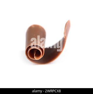 Eine köstliche Schokoladenrasierung isoliert auf weiß Stockfoto