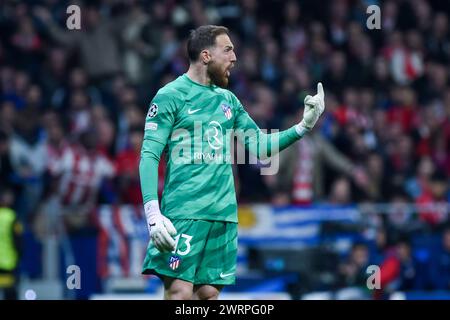 Madrid, Spanien. März 2024. Atletico Madrids Torhüter Jan Oblak reagiert, nachdem er im Achtelfinale der UEFA Champions League zwischen Atletico Madrid und Inter Mailand am 13. März 2024 in Madrid, Spanien, einen Rückstand verpasst hat. Gustavo Valiente/Xinhua/Alamy Live News Stockfoto
