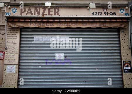 Geschlossen jüdisches Charcuterie-Geschäft im Marais-Viertel in Paris 2014 Stockfoto