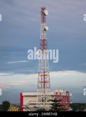 BTS-Mobilfunknetz für Telekommunikation Stockfoto