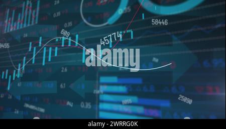 Bild der Verarbeitung von Finanzdaten über Pfeilen Stockfoto