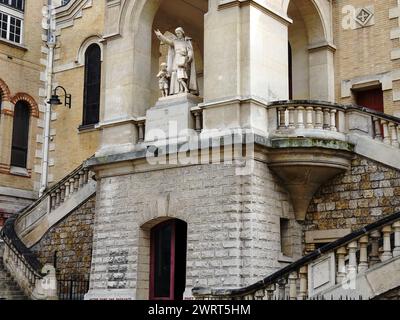 Kirche Saint Jean-Baptiste de La Salle, Kirche Saint Jean Baptiste de la Salle, Kirche im zeitgenössischen Art-Déco-Stil, eröffnet 1910 in Paris, Frankreich. Stockfoto