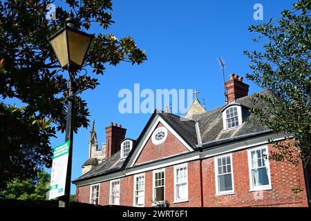 Blick auf das Kinderzimmer der Exeter Cathedral School im Stadtzentrum, Exeter, Devon, Großbritannien, Europa. Stockfoto