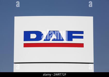 Kolding, Dänemark – 16. August 2020: DAF Trucks ist ein niederländisches Lkw-Fertigungsunternehmen und ein Geschäftsbereich der PACCAR-Gruppe Stockfoto