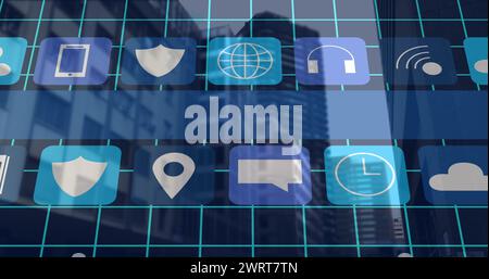 Bild von Mediensymbolen über dem Stadtbild Stockfoto